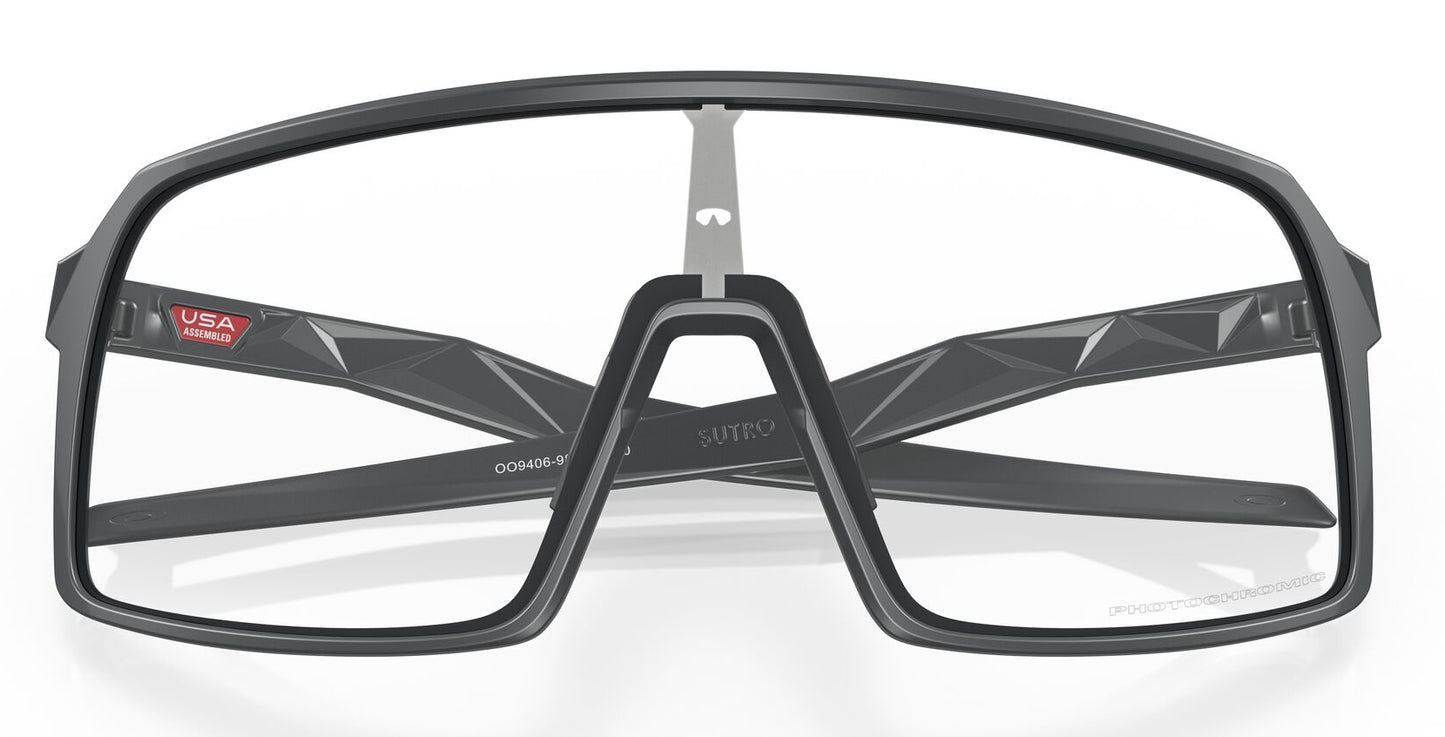 Oakley Sutro Matte Carbon Clear to Black Photochromic (9406 98)