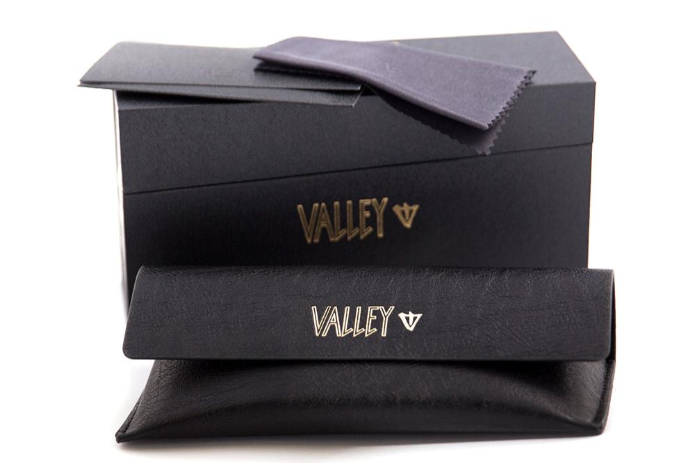 Valley Trachea Gloss Black Black Gradient (369)