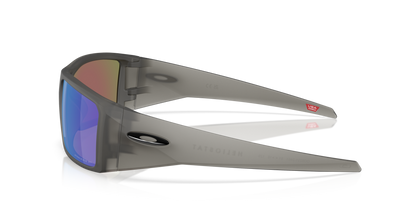 Oakley Heliostat Polarised Matte Grey Smoke Prizm Sapphire (9231 24)