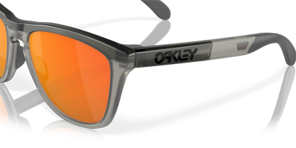 Oakley Frogskins Range Matte Grey Smoke/Grey Ink Prizm Ruby (9284 01)