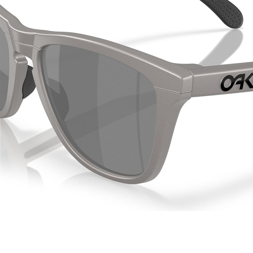 Oakley Frogskins Range Polarised Titanium Prizm Black OO9284 23 (55)