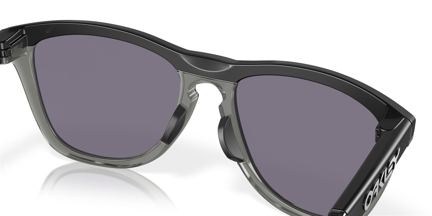 Oakley Frogskins Hybrid Matte Black Prizm Grey (9289 07)