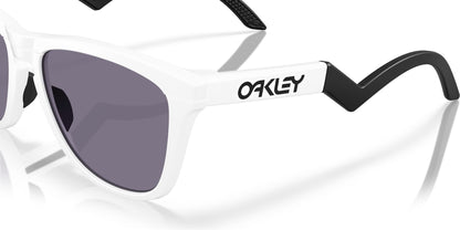 Oakley Frogskins Hybrid Matte White Prizm Grey (9289 08)