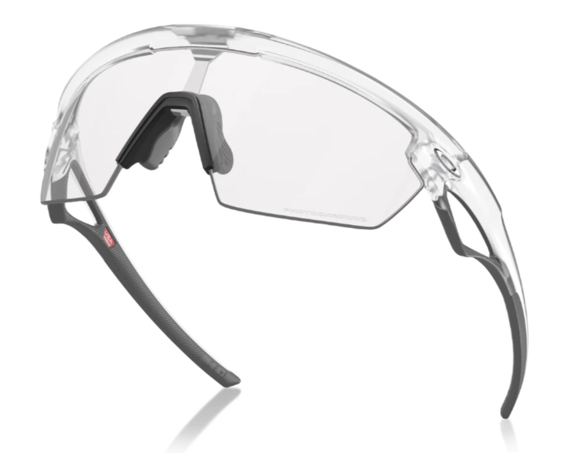 Oakley Sphaera Matte Clear Clear to Black Photochromic (9403 07)