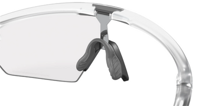 Oakley Sphaera Matte Clear Clear to Black Photochromic (9403 07)