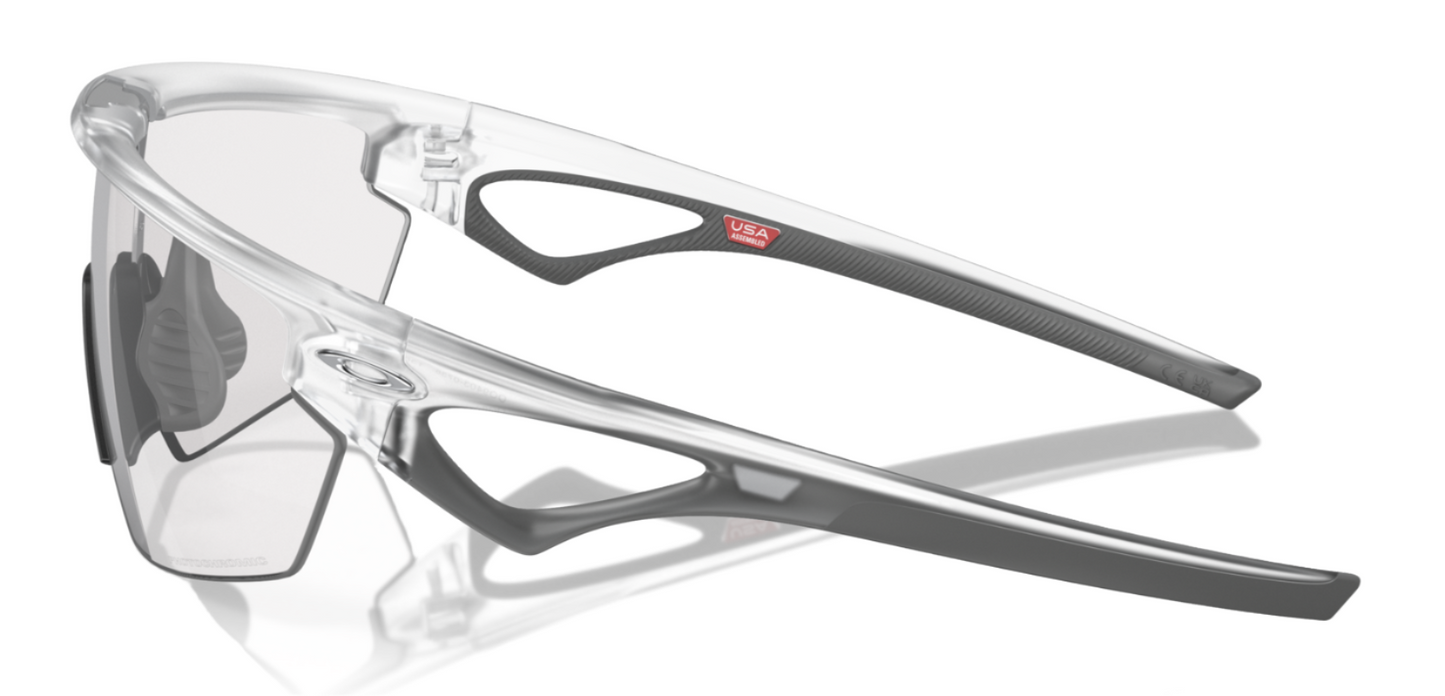 Oakley Sphaera Matte Clear Clear to Black Photochromic (9403 07)