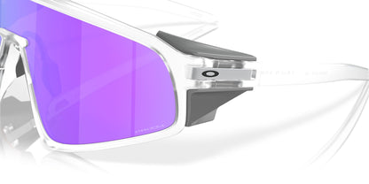 Oakley Latch Panel Matte Clear Prizm Violet (9404 02)