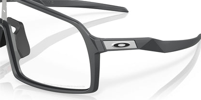 Oakley Sutro Matte Carbon Clear to Black Photochromic (9406 98)
