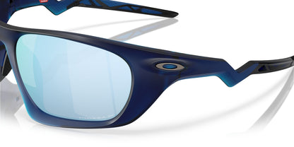 Oakley Lateralis Polarised Matte Transparent Blue Prizm Deep Water (9431 03)
