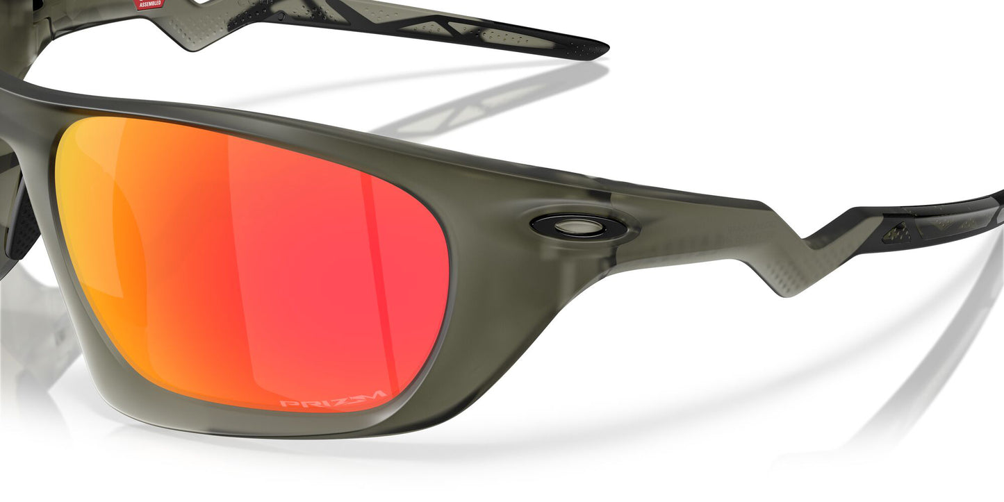 Oakley Lateralis Matte Olive Ink Prizm Ruby (9431 04)