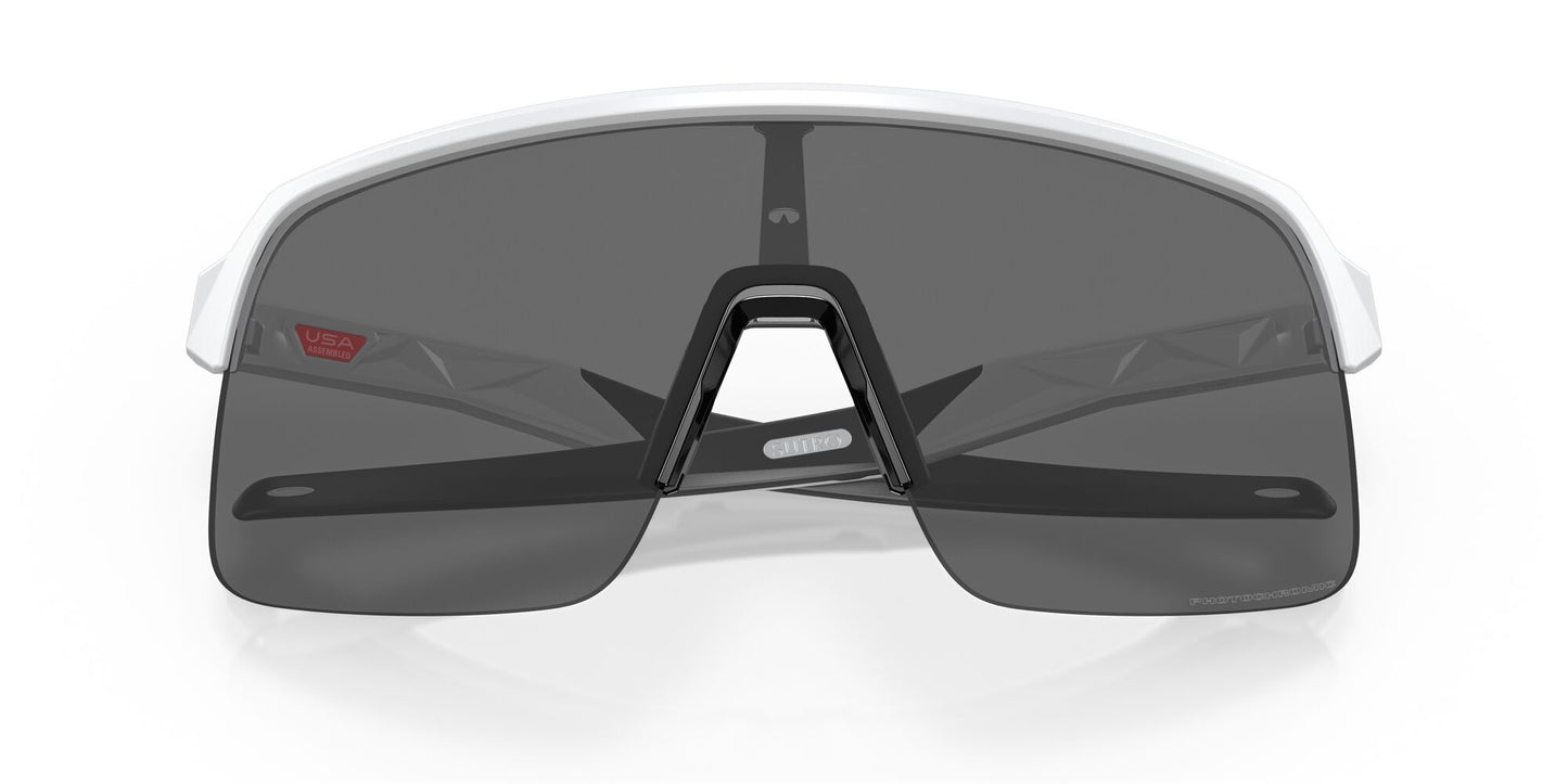 Oakley Sutro Lite Matte White Clear to Black Photochromic (9463 46)