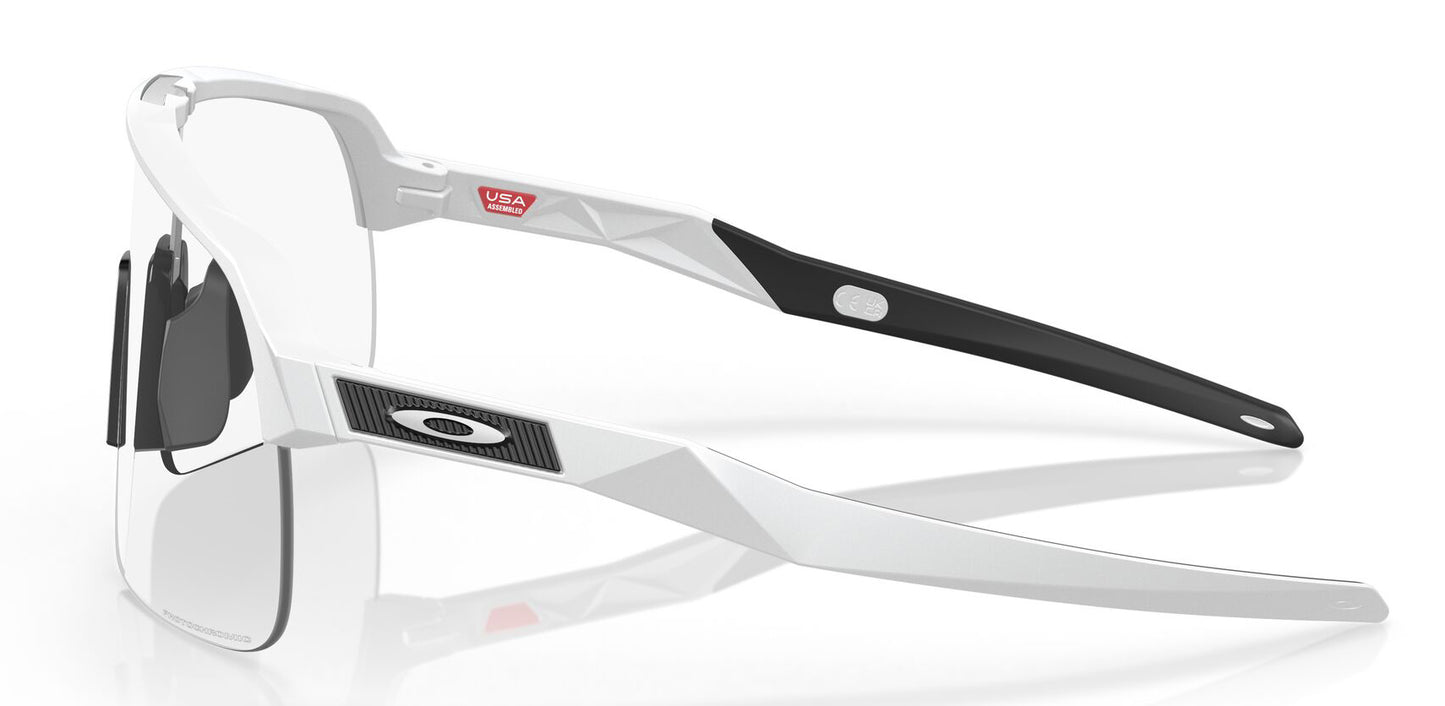 Oakley Sutro Lite Matte White Clear to Black Photochromic (9463 46)