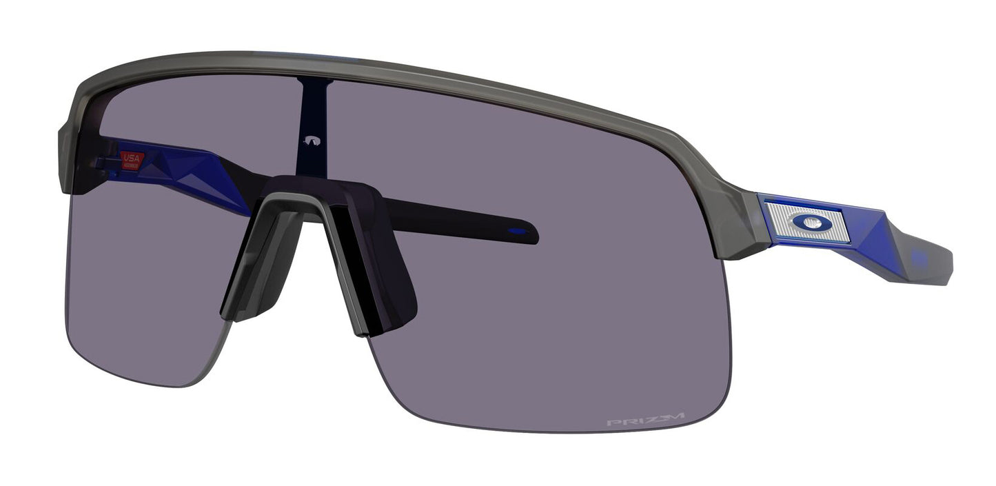Oakley Sutro Lite Matte Grey Smoke Prizm Grey OO9463 69 (39)