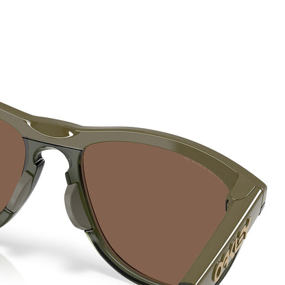Oakley Frogskins Range XL Polarised Dark Brush/Olive Ink Prizm 24K OO9503 04 (58)