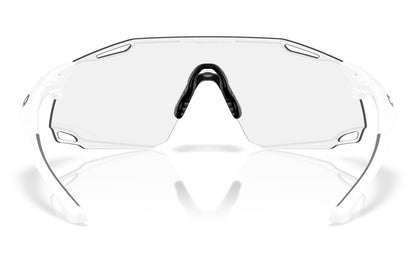Oakley Cybr Dyno Matte White Clear To Black Iridium Photochromic OO9513D 01 (39)