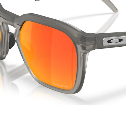 Oakley HSTN SQ Matte Grey Smoke Prizm Ruby OO9533 02 (54)