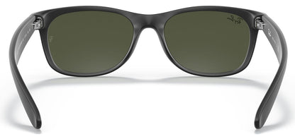 Ray-Ban 2132 New Wayfarer Black Rubber G15 Green RB2132 622 (55)