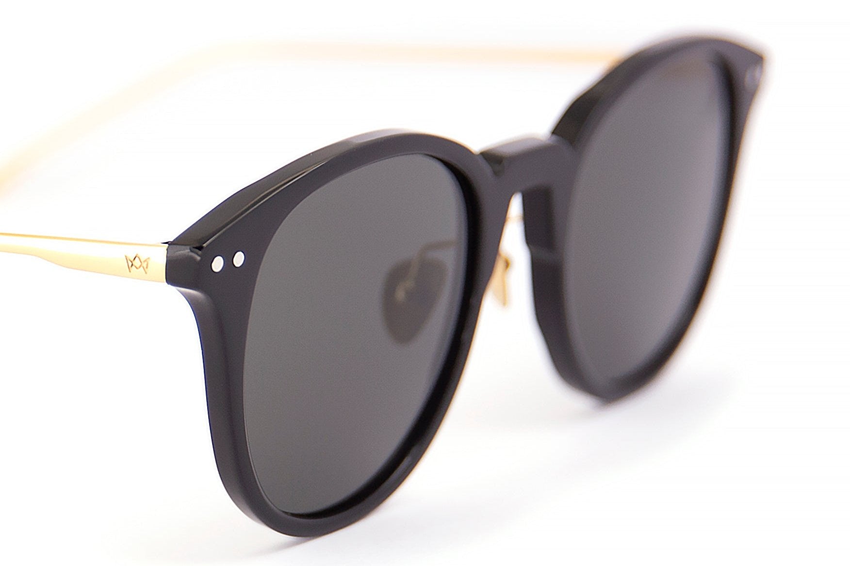 AM Eyewear Ava 1 Sunglasses Black Grey